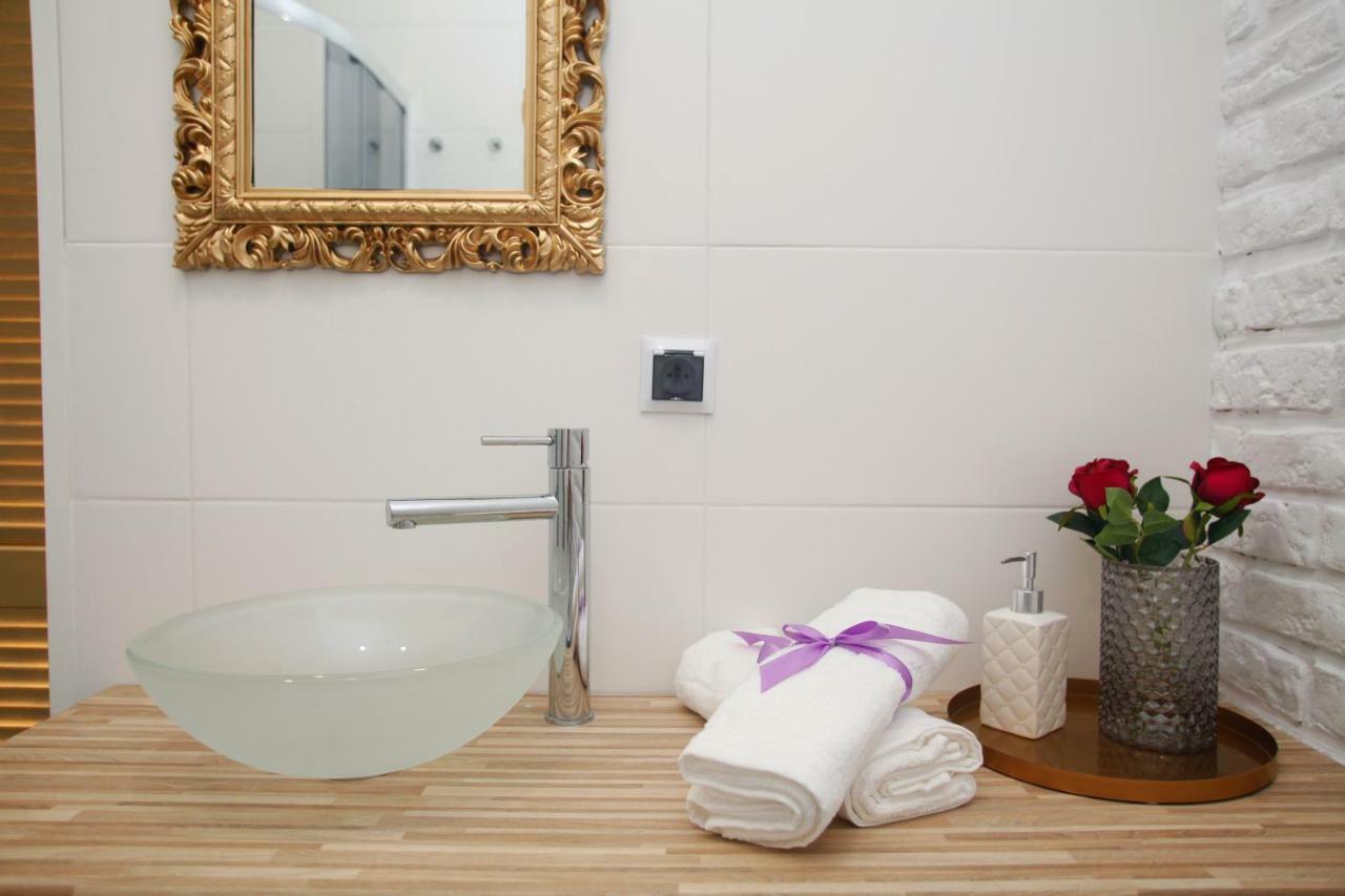Apartament Loft Glamour Ec1 Лодзь Экстерьер фото